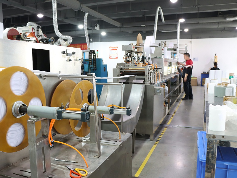 背膠生產(chǎn)線場(chǎng)景 (14)