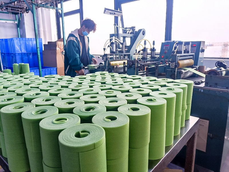 背靠背魔術(shù)貼-生產(chǎn)現(xiàn)場(chǎng) (5)